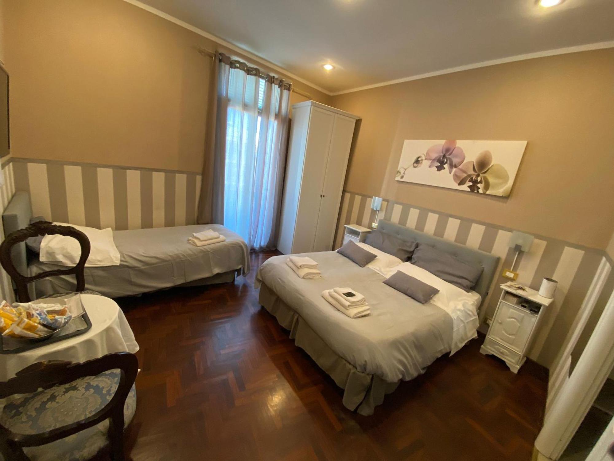 Morgagni House Hotel Rome Room photo