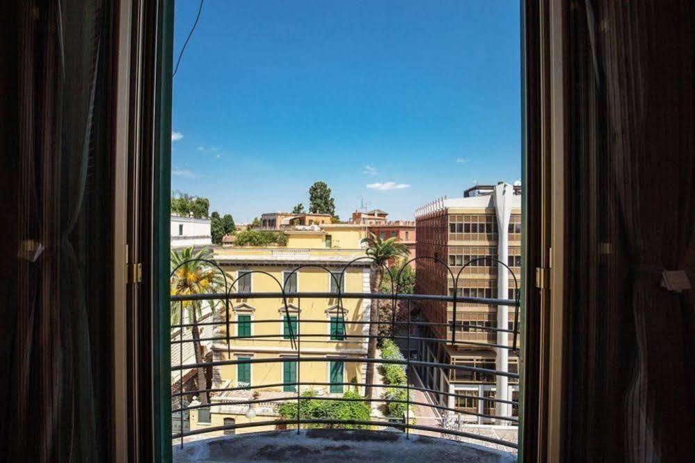 Morgagni House Hotel Rome Exterior photo